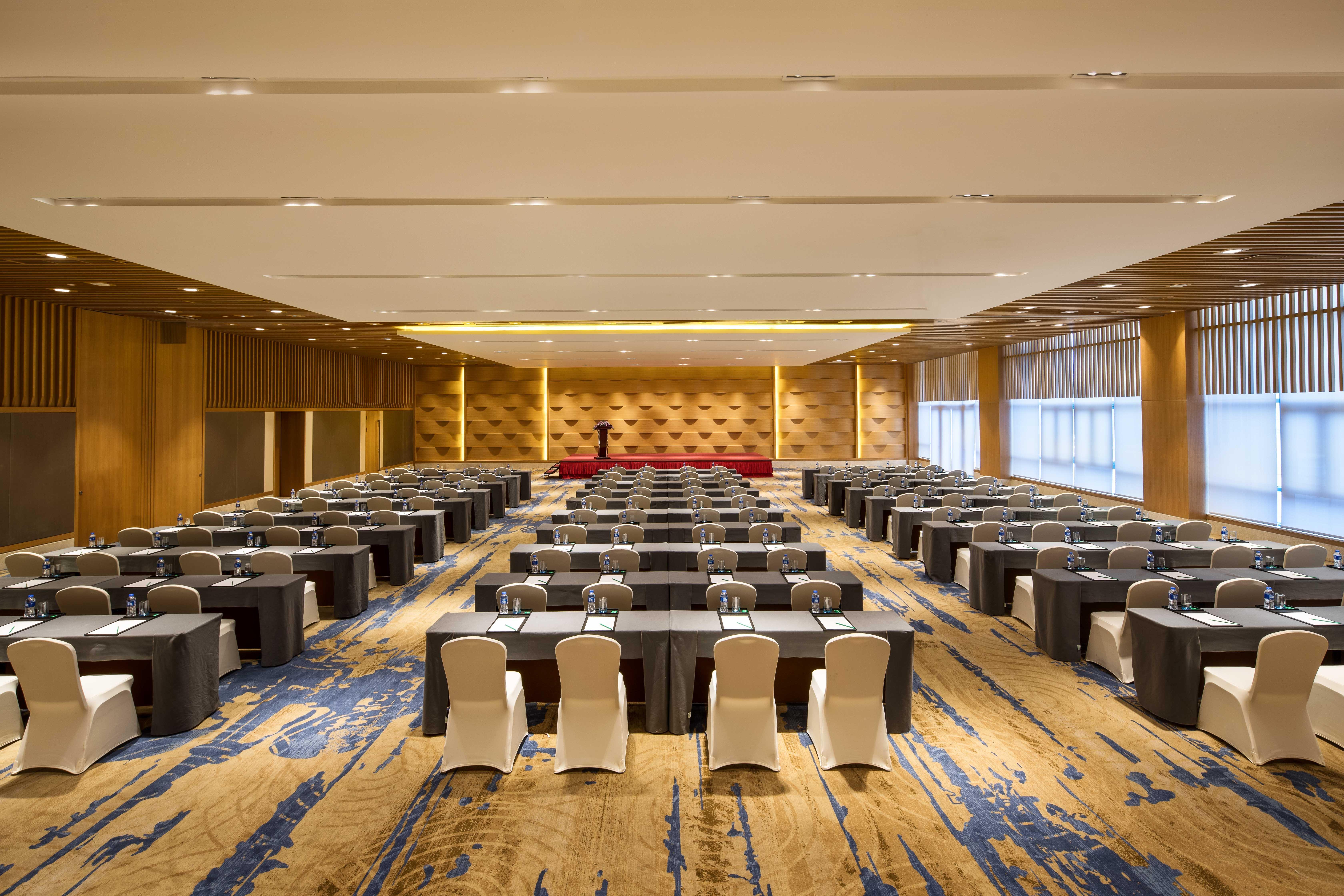 Holiday Inn Kunshan Huaqiao By Ihg Esterno foto