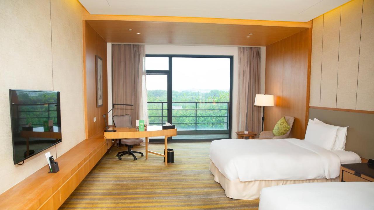 Holiday Inn Kunshan Huaqiao By Ihg Esterno foto